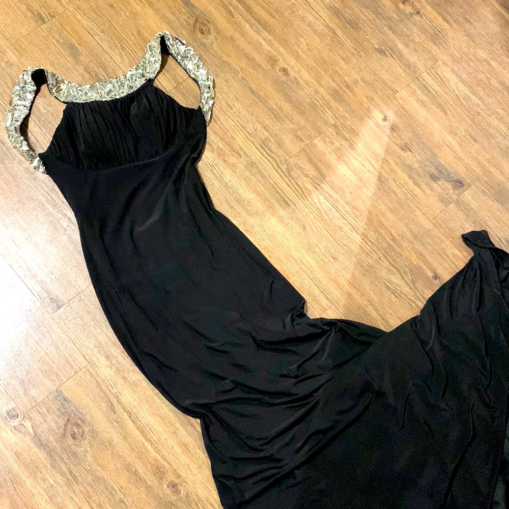 Long dress, amazing congratulations.